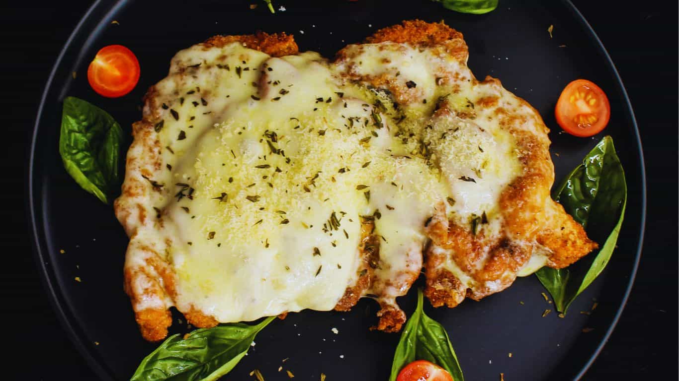 Creamy Chicken with Peppers: A Flavorful Meal