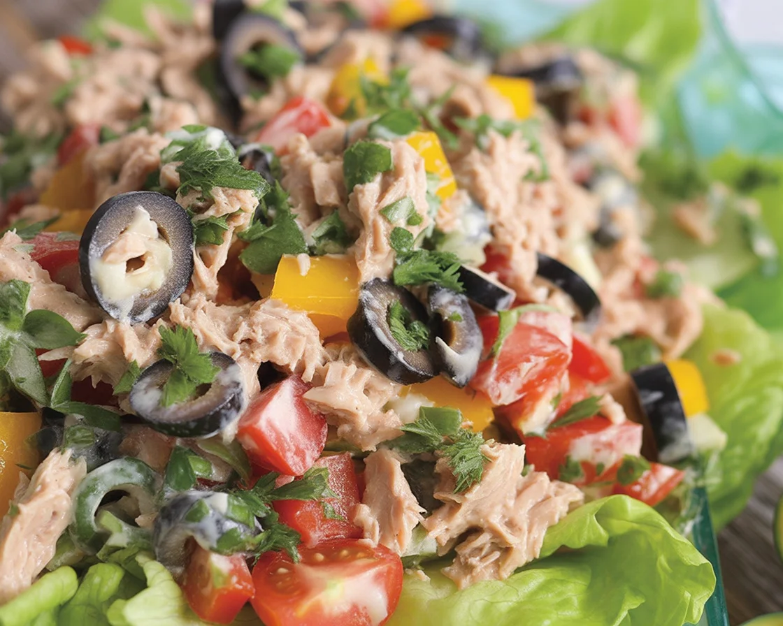 Quick and Easy Italian Tuna Fish Salad Recipe for a Light Meal